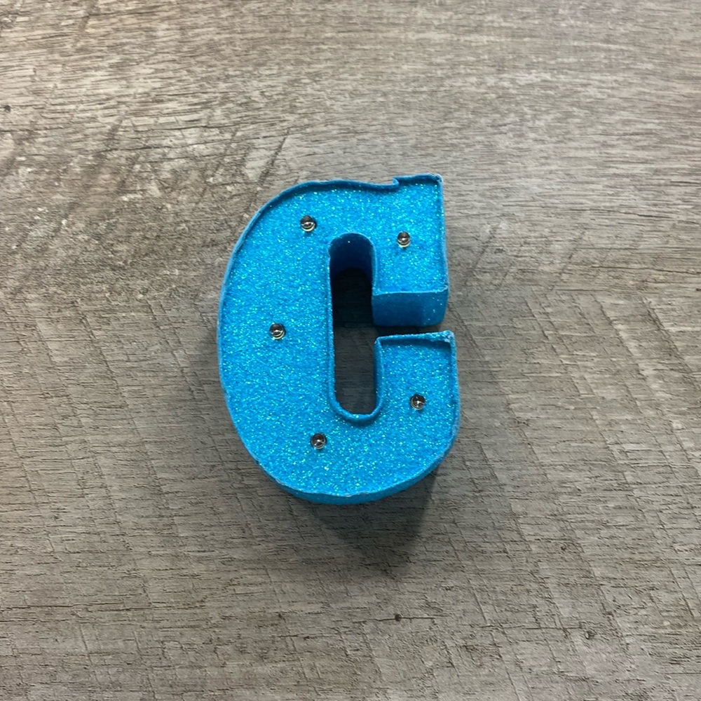 Glowing little C!